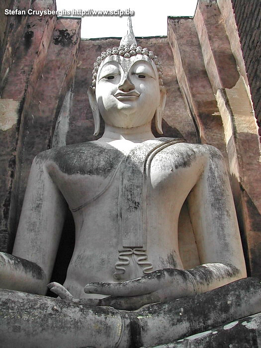 Sukhothai - Wat Si Chum  Stefan Cruysberghs